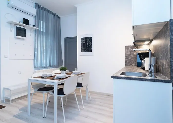 Ideal New Apartment In The Center