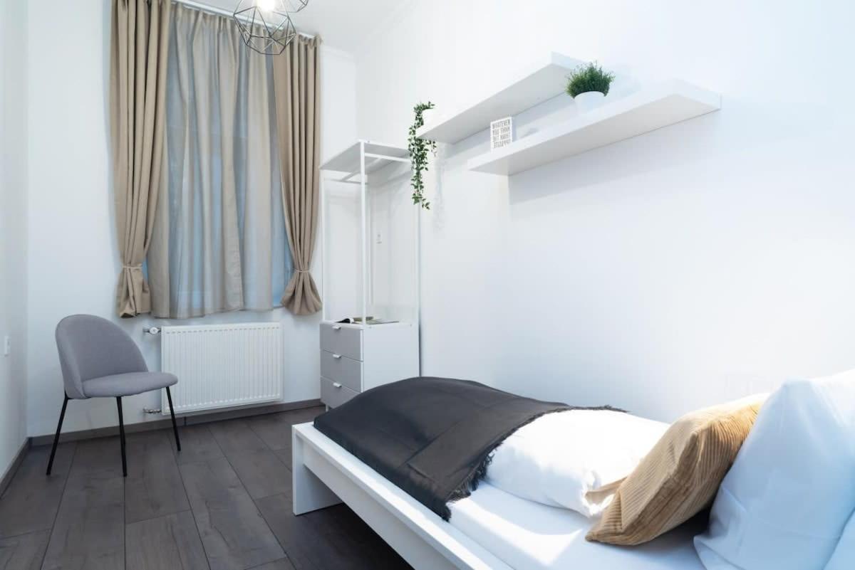 Appartement Ideal New In The Center Budapest